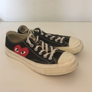 Comme des Garçons PLAY x Converse Low Top Sneaker